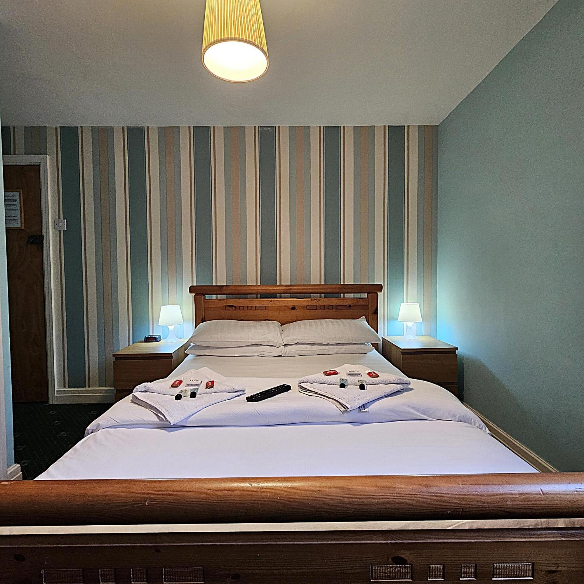 Denville Hotel Μπλάκπουλ Εξωτερικό φωτογραφία