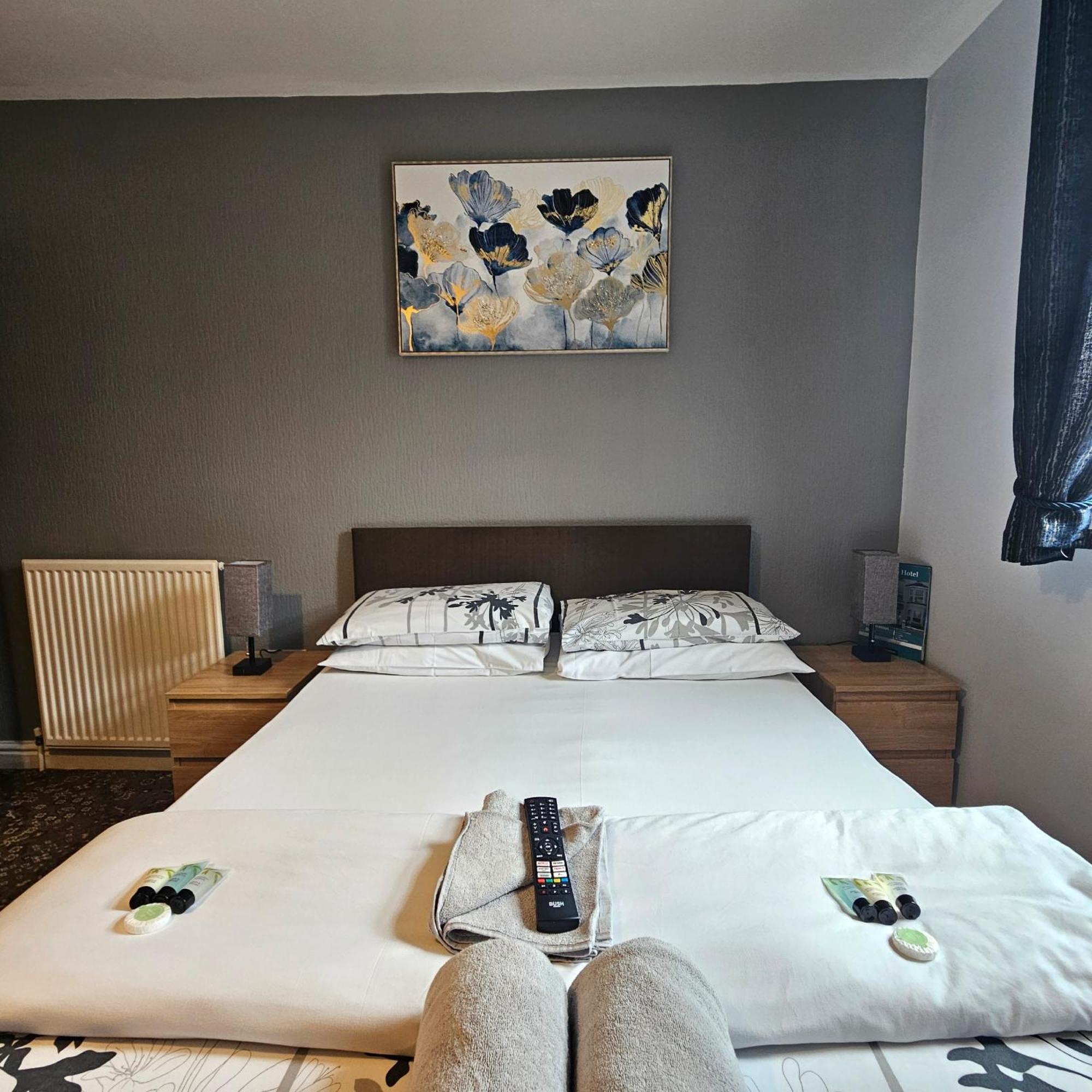 Denville Hotel Μπλάκπουλ Εξωτερικό φωτογραφία